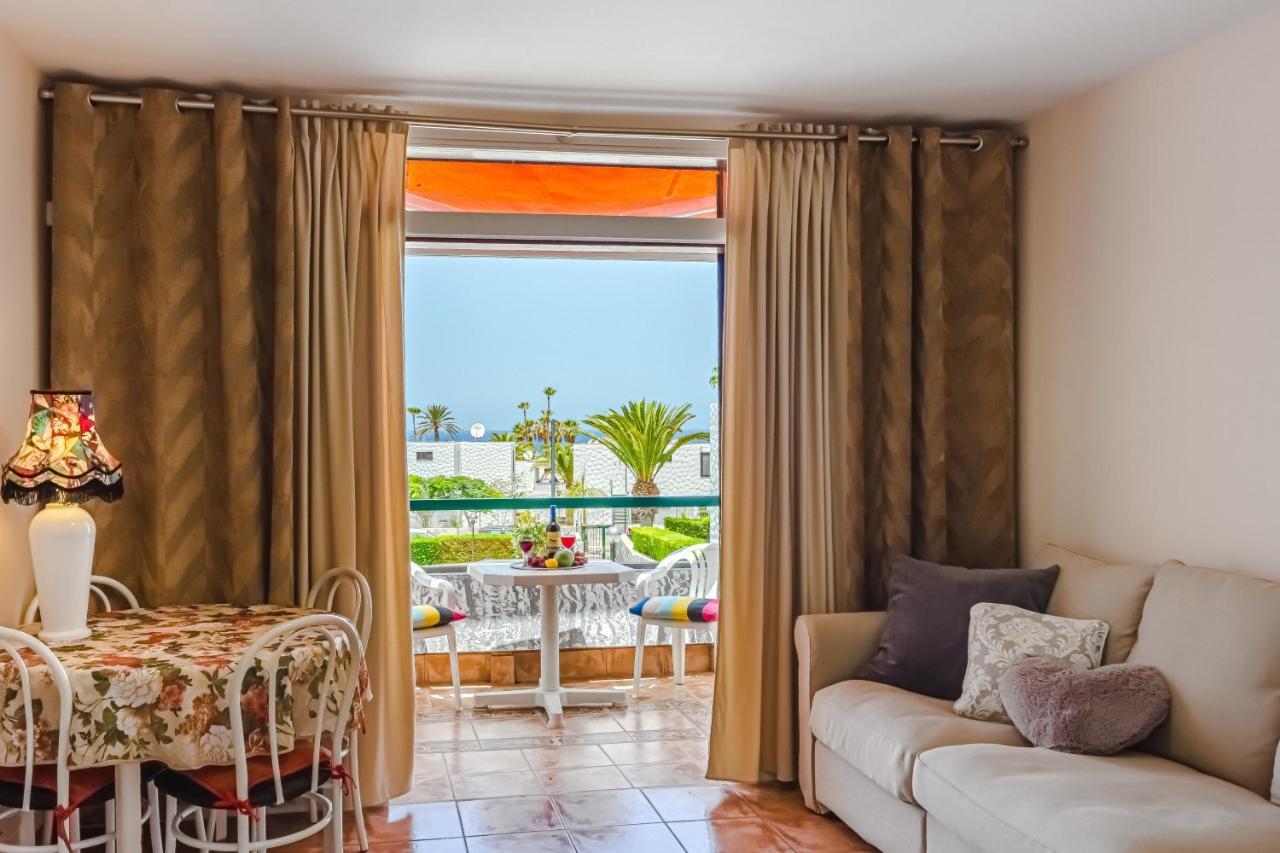 Apartment Apart America - 150 Meters From The Beach, Free Wi-Fi Arona  Eksteriør bilde