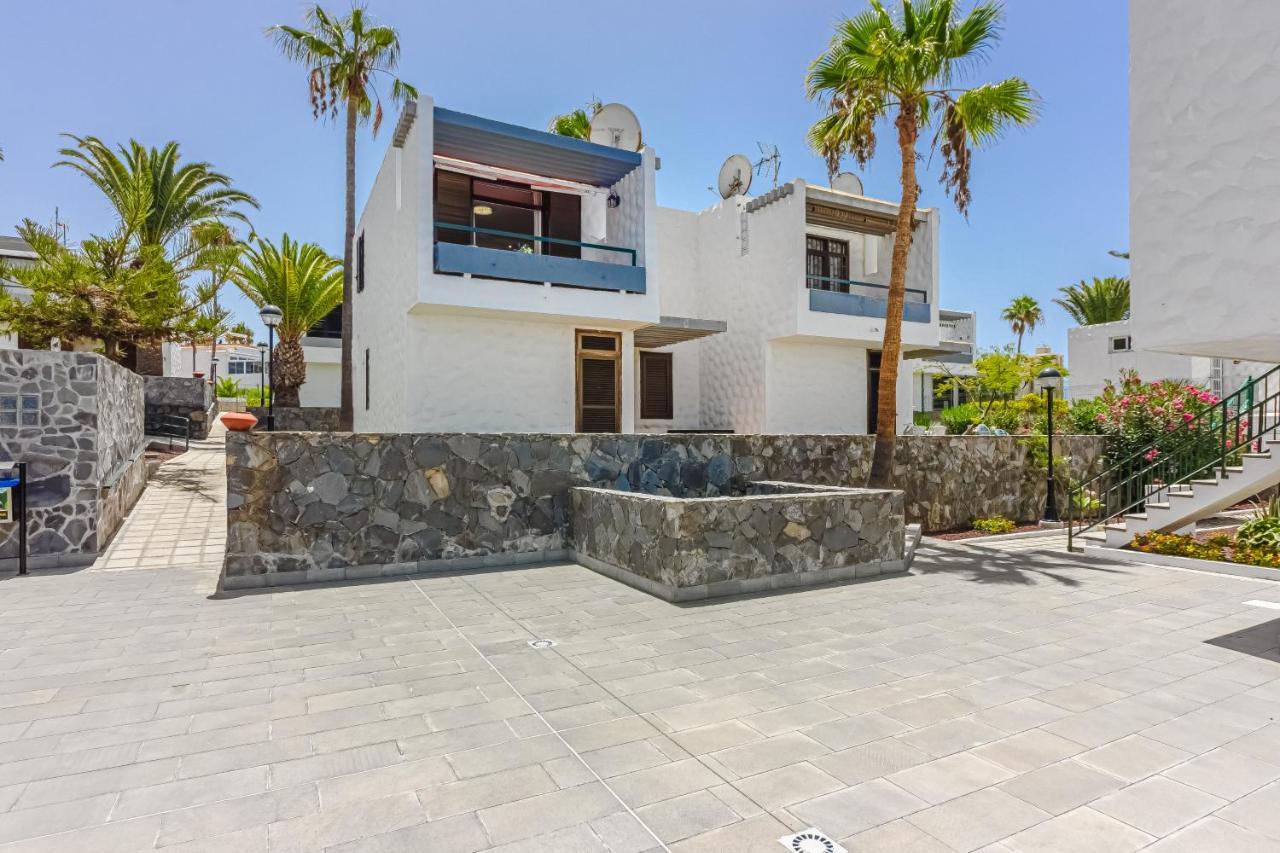 Apartment Apart America - 150 Meters From The Beach, Free Wi-Fi Arona  Eksteriør bilde