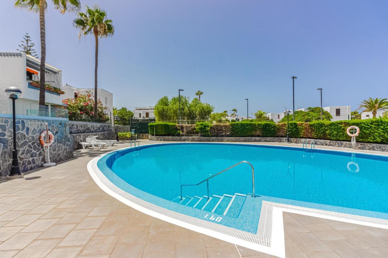 Apartment Apart America - 150 Meters From The Beach, Free Wi-Fi Arona  Eksteriør bilde