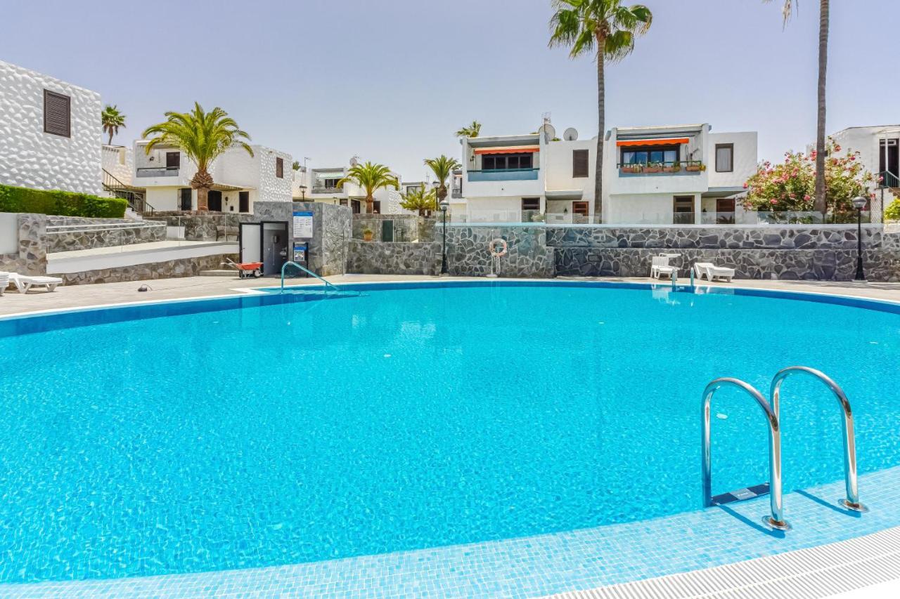 Apartment Apart America - 150 Meters From The Beach, Free Wi-Fi Arona  Eksteriør bilde